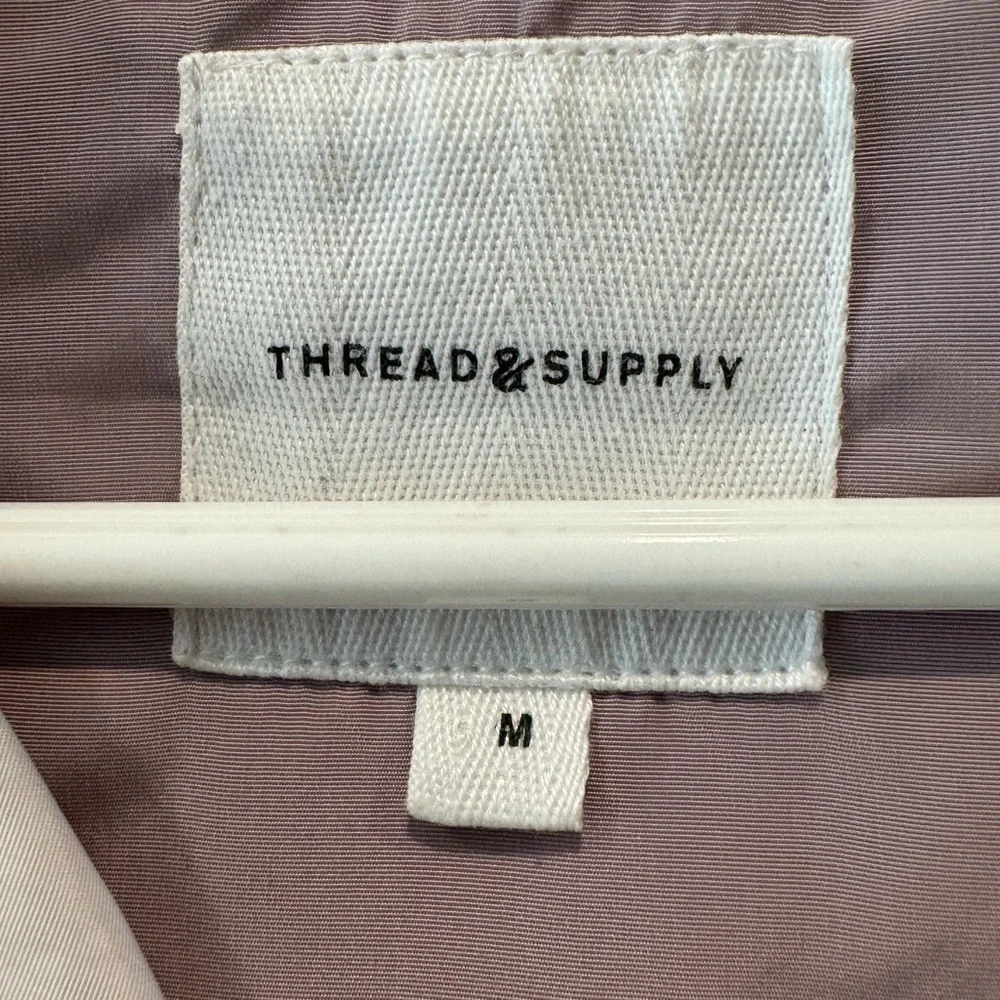 Thread Supply White windbreaker jacket with hood size Medium - Picture 3 of 5